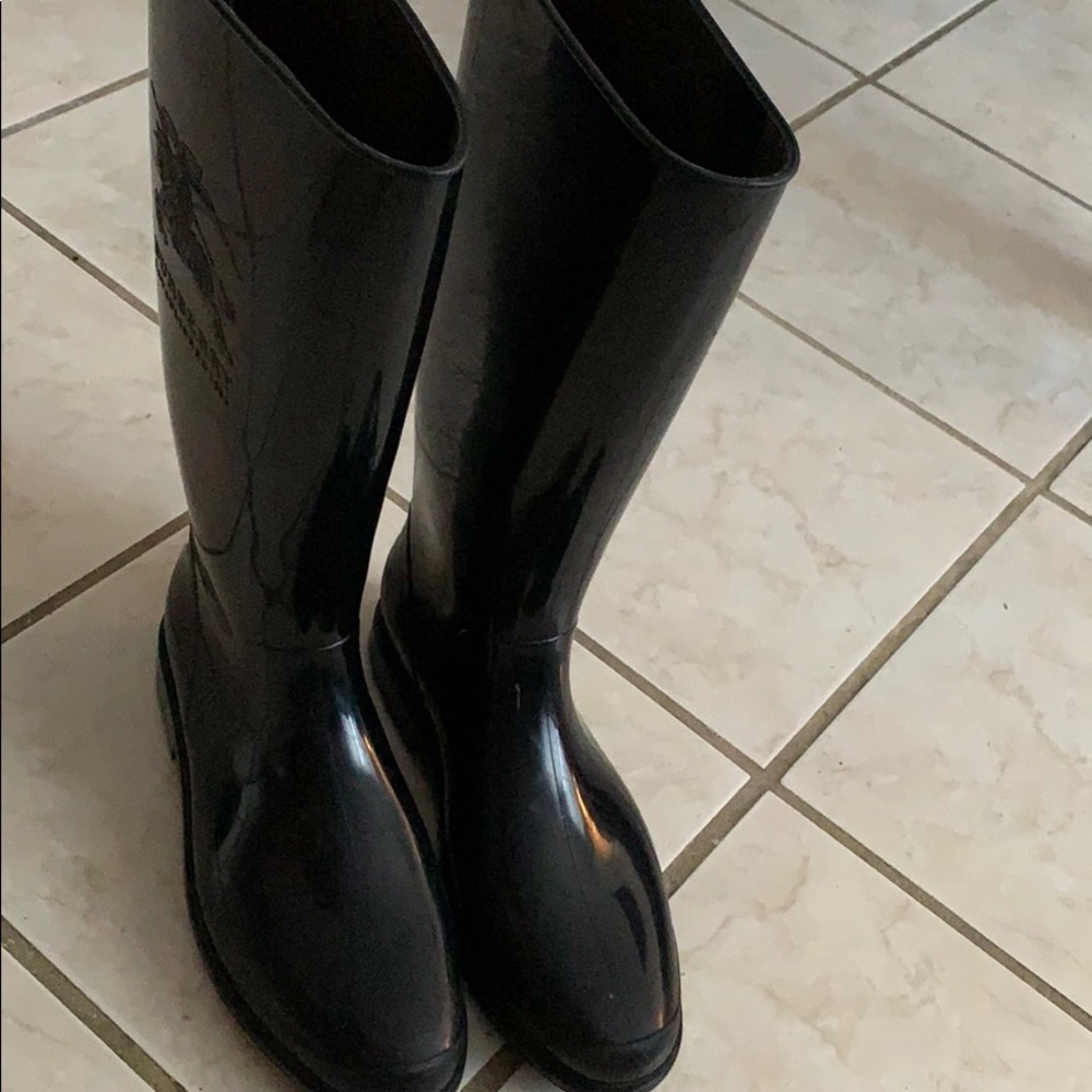 Burberry rain boot 40